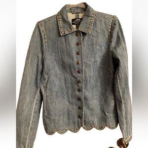 MONTANACO Denim Jacket with scalloped edges and lots of button details -size S